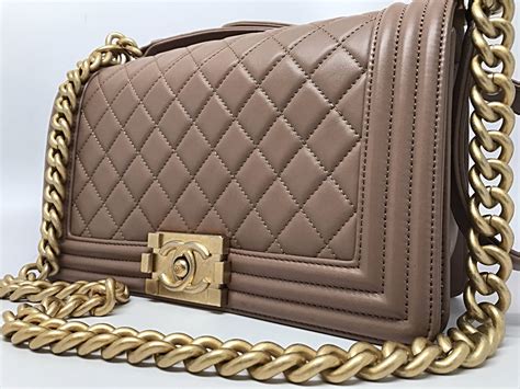 chanel boy bag lenght|chanel boy bag beige.